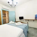 Laurelivingholiday Cala Gavetta 01