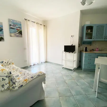 Apartment Laurelivingholiday Cala Gavetta 01